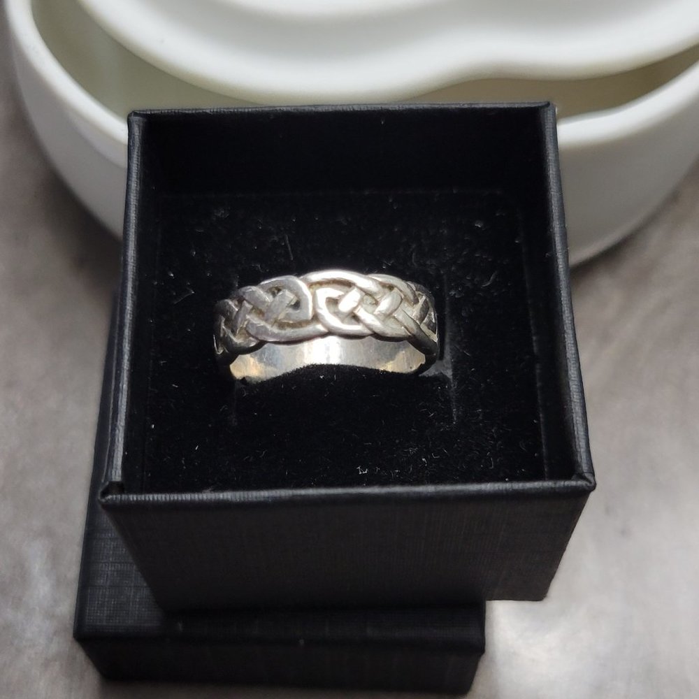 INFINITY to the Eternity Love Wedding Band Ring SIZE 7 And is 10mm wide